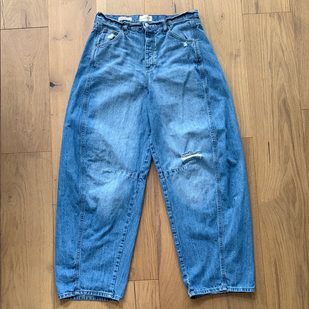 Universal Thread High Rise Curved Leg Jean - image 1